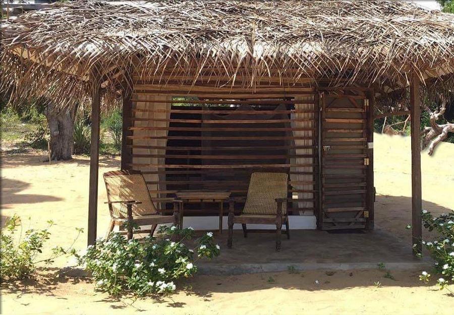 Upali Beach Surf Resort & Cafe Аругам Экстерьер фото