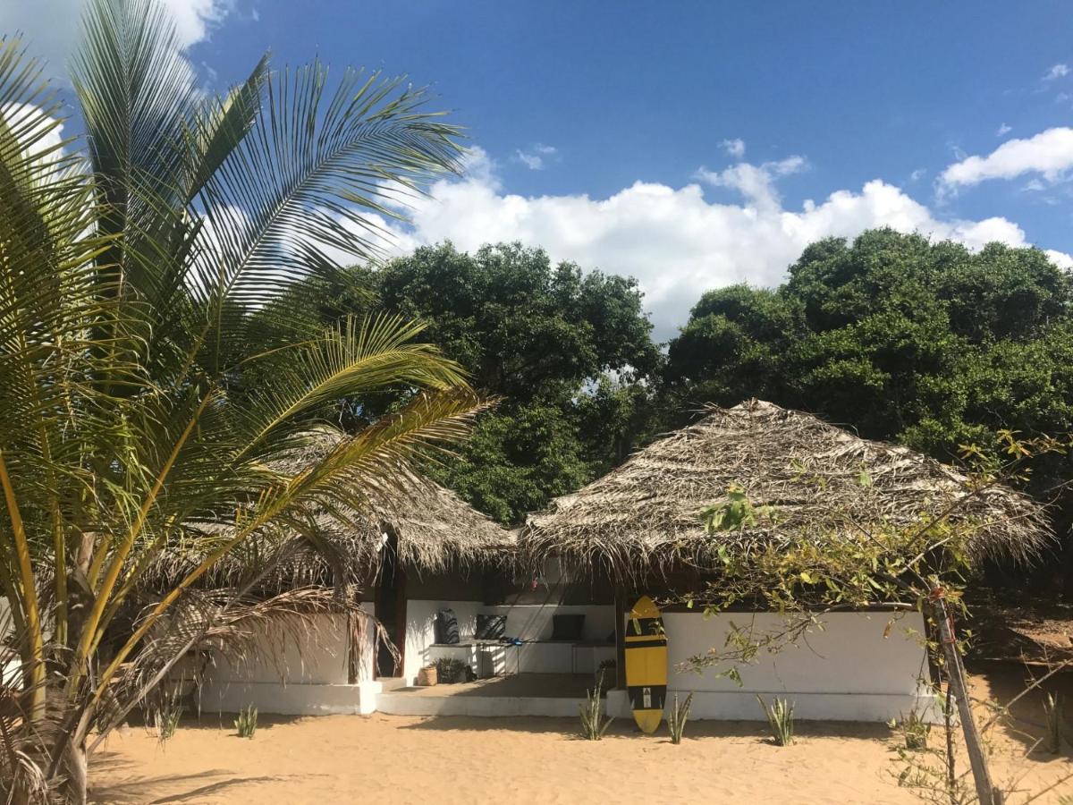 Upali Beach Surf Resort & Cafe Аругам Экстерьер фото